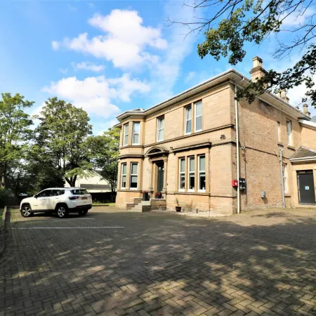 Signature - Linden House Flat 1 Отели в г. Эйрдри