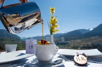 La Roccia Wellness Hotel Hotel di Varena