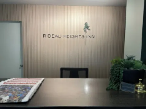 Rideau Heights Inn