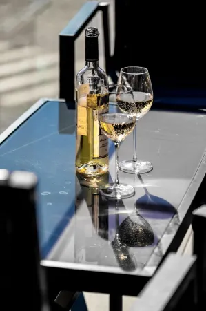 Banana Lodge by Atlantic Holiday Отели рядом с достопримечательностью «Sacred Art Museum (Museu de Arte Sacra)»