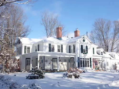 Lee Farm Inn - Homestays