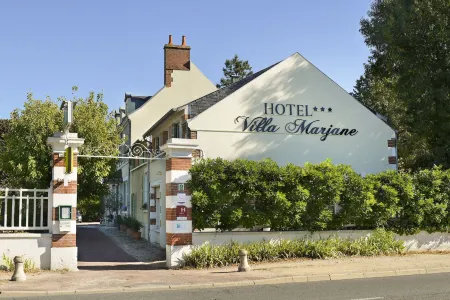 Logis Hotel Villa Marjane Отели в г. Шеси