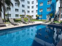 Sierra Suites by HP Hotels - piscine