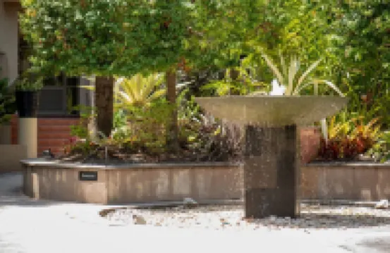 The Nest Cairns - 4 Pools BBQ & Resort Hotels near Mount Whitfield Conservation Park