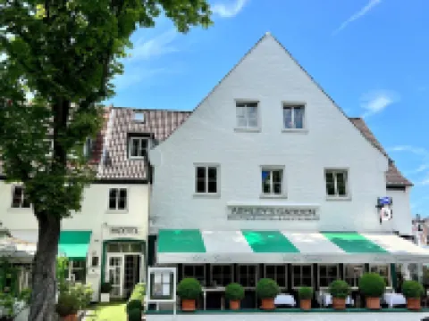 هوتل آشليز جاردن Hotels near جُلتسهايم