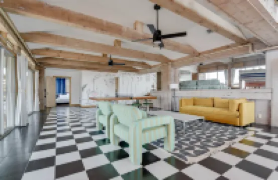 New Kamp - Rooftop Penthouse