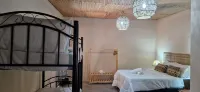 Comfort Inn Guest House - balcony