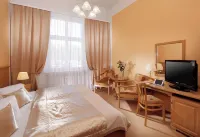 Savoy Spa & Kurhotel Hotels in Cheb
