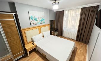 City Blue Hotel