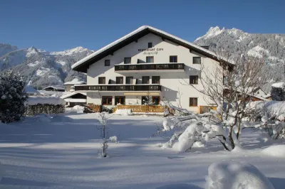 Pension Leuprecht Hotels near Costaries Kapelle