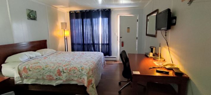 Regal Motel Hotéis em Cochrane District
