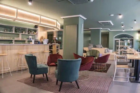 Hotel Alda Jolio Jaca Отели рядом с достопримечательностью «Собор Хаки»