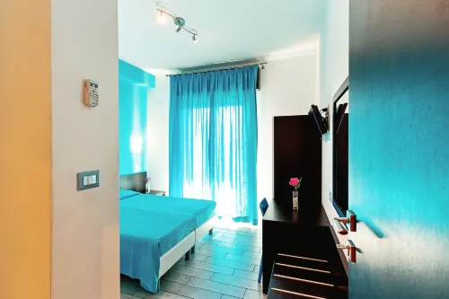 GuestHost - Naxos Terrace Apartment by the Beach - Condos