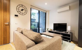 KozyGuru Collingwood 2B Townhouse