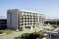 Holiday Inn Santiago - Airport Terminal Hotel di 