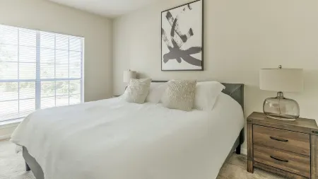 Southbelt Furnished Smart Apartments by Barsala Отели рядом с достопримечательностью «Космический центр в Хьюстоне»