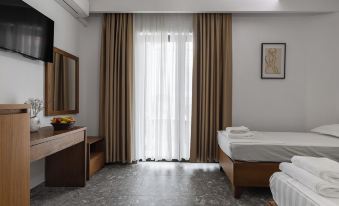 Hotel Center