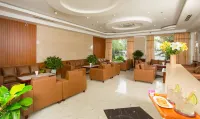 Van Phat Riverside Hotel - سبا