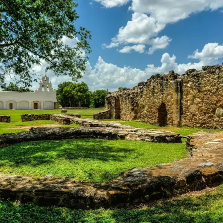 Hilton Palacio del Rio