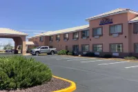 Baymont Inn & Suites by Wyndham Holbrook Hotels in Holbrook