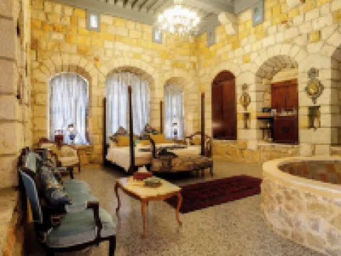 Chateau Du Comte Hôtels à : Ghosta