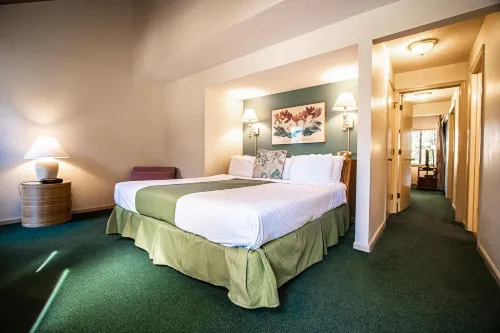 Sandcastle Cove Resort - 2-Star