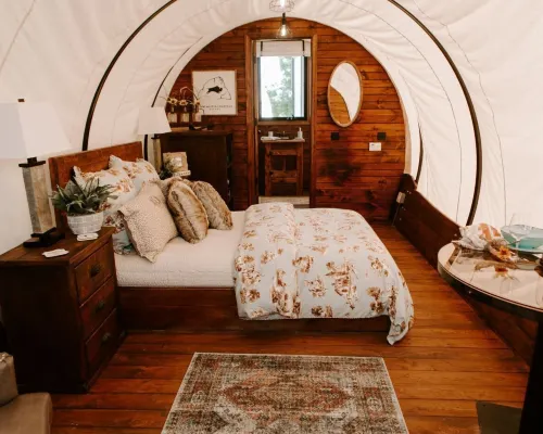 Grand Canyon Glamping Resort Hotels in Mohave County