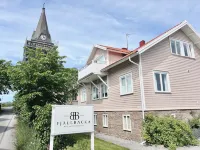 Fjällbacka Bed & Breakfast Hotels near Promenade Fjällbacka