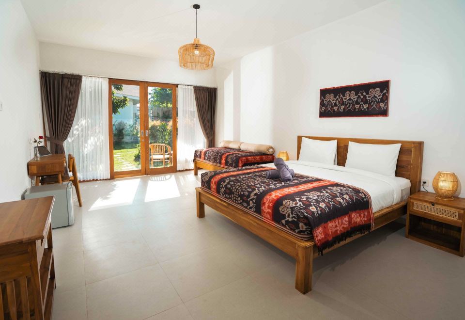 Zena Surf Suite Images