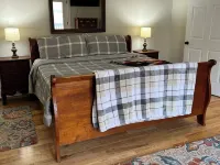 6-bedroom house in Nellysford with WiFi AC Skiing Tubing and Golf Hotels in Rockfish