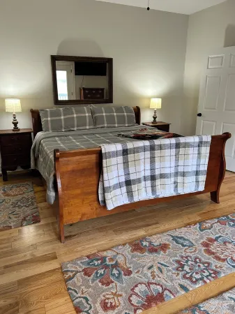 6-bedroom house in Nellysford with WiFi AC Skiing Tubing and Golf