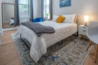 OTR, 3 Lux Queens, Two 55in TVs,  by TQL, Findlay Mkt, FREE Light Rail, Sleeps 7 Hotels near Holy Cross - Immaculata Parish