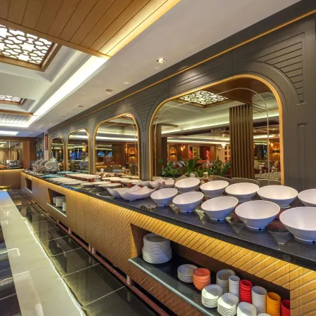 Elysium Deluxe Suites Отели рядом с достопримечательностью «Antalya Expo Center»