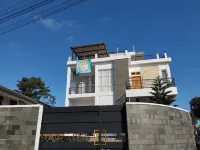 Saira Hotel dan Homestay Syariah Hotels in Sardonoharjo