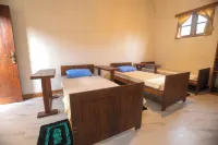 Mango Tree Retreat Hotels in Arangala