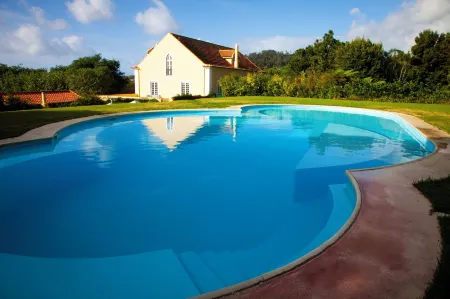 Quinta da Nasce Água Отели в г. Ангра-ду-Эроижму