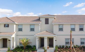 Four Bedrooms Close to Disney w Pool 4898