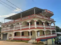 Arnold's Guest House Hotels in 