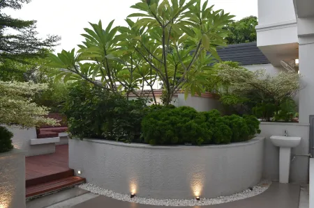 SHULEM BOUTIQUE HOTEL