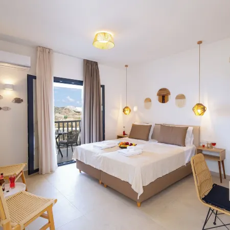 Cezaria Naxos Hotel