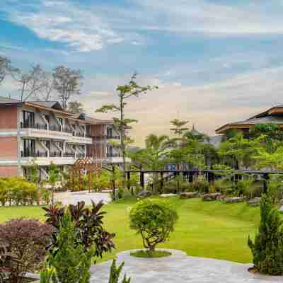 皇家鬱金香奇旺尼泊爾 Hotel Exterior