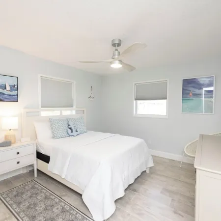Heated Pool - 5 Minute Walk to the Beach - Family Friendly