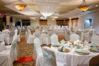 โรงแรม ฮอลิเดย์ อินน์ แอนด์ สวีทส์ เคลียร์วอเทอร์ บีช บาย IHG - พร้อมอาหารเช้า