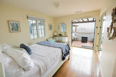 Coastal Mesa Condo with Ocean Views minutes to the Beach & Restaurants!