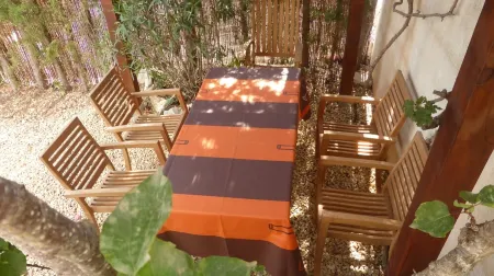 NEW APARTMENT (a pool for two apartment) SMALL GARDEN SEA VIEW