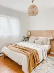 Boho New Jersey lake house 1 hour from NYC