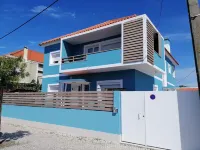 Lisbon Beach Apartments 7. Beach 5 minutes -terrace-barbecue-pets allowed-wifi