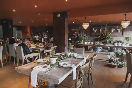 Countryside apartment with hotel services. Pet Friendly! Отели рядом с достопримечательностью «Mirador al Aeropuerto de Medellin MDE»