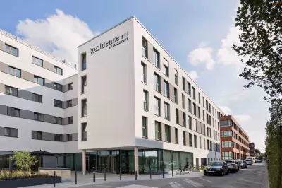 Residence Inn Hamburg Altona Hotels in der Nähe von Sportverein Kampfkatzen