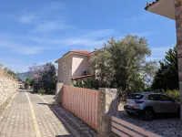 Large modern 4 bed/bath villa overlooking sea & fishing village (sleep 10) Hotels in Epidaurus